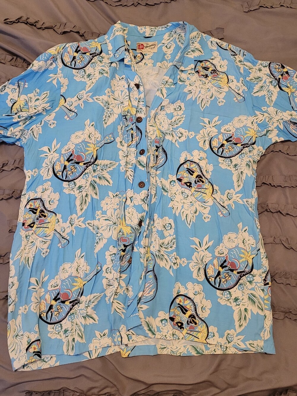 Hilo Hattie Blue Floral Short-Sleeve Button Shirt